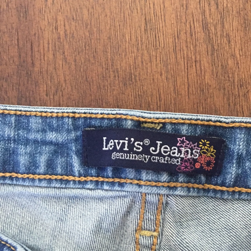 Levi’s denim shorts size 9 - Picture 4 of 7